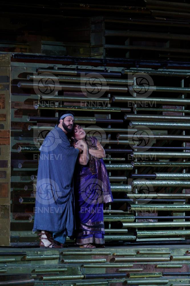 1790687401040